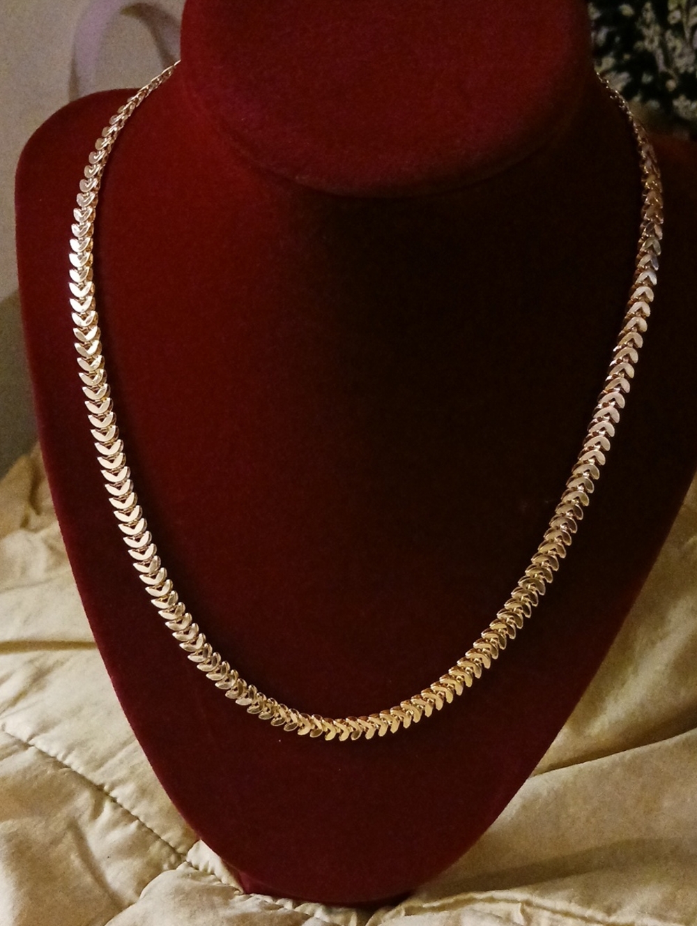 Gold-Tone Herringbone Link Necklace - Elegant Women's Necklace